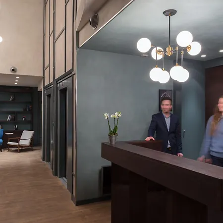 Hotel Quality Hotel&suites Bercy Bibliothèque By Happyculture 3*