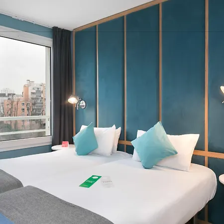 Quality Hotel&suites Bercy Bibliothèque By Happyculture Hotel Paris