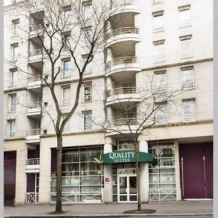 Quality Hotel&suites Bercy Bibliothèque By Happyculture 3*